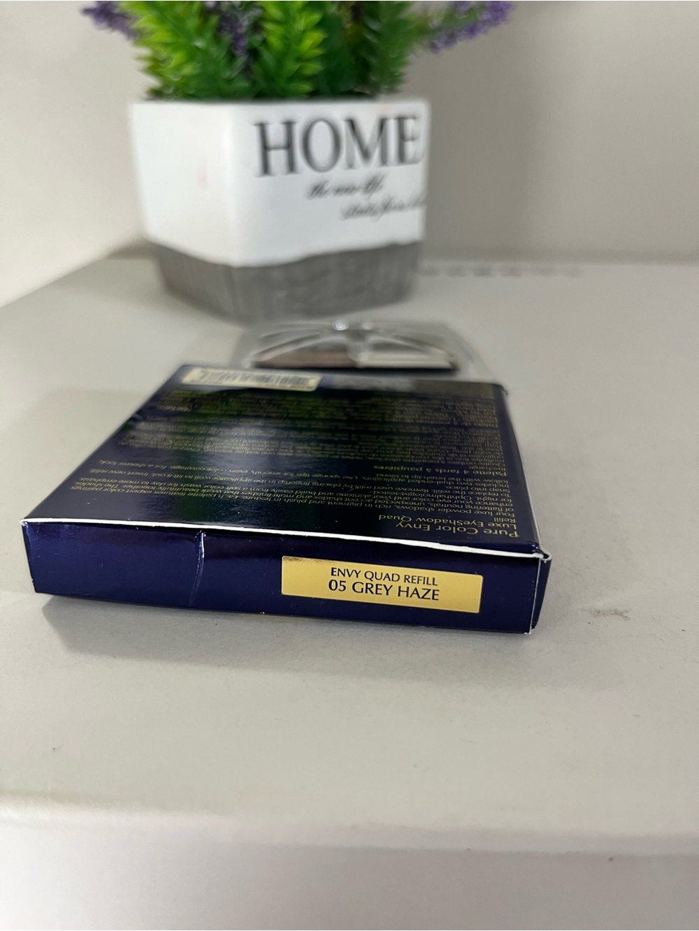 05 Grey Haze, Estée Lauder Pure Color Envy Luxe Eyeshadow Quad Refill, 0.21 OZ - Picture 6 of 6